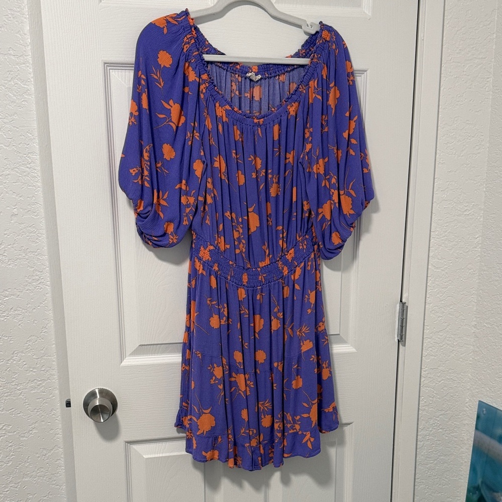 Easel Smocked Waist Dress